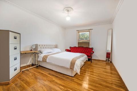 5 bedroom terraced house for sale, Oaklands Road, London NW2