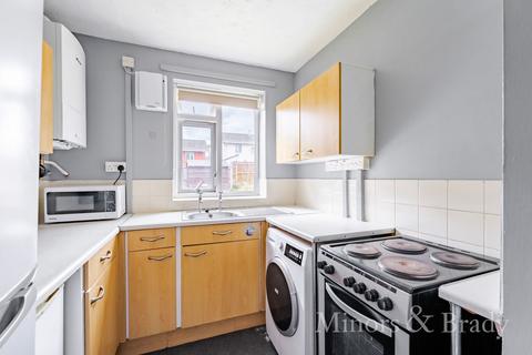 3 bedroom flat to rent, Brereton Close, Norwich