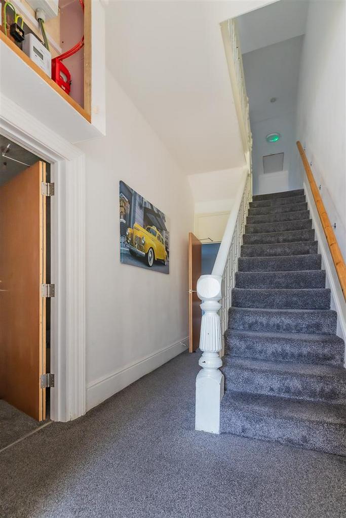 House in Cardiff, Roath - View 3