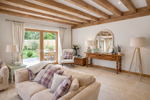 5 bedroom house to rent, Trumpsgreen Road, Virginia Water GU25