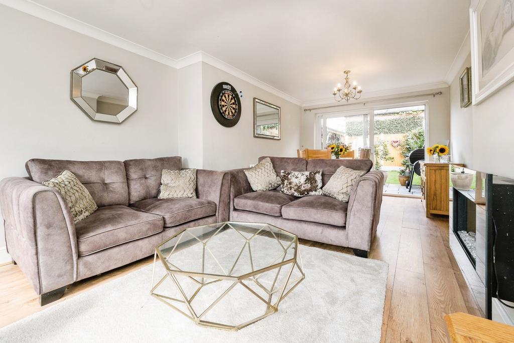 House in London, London Borough of Havering - View 2
