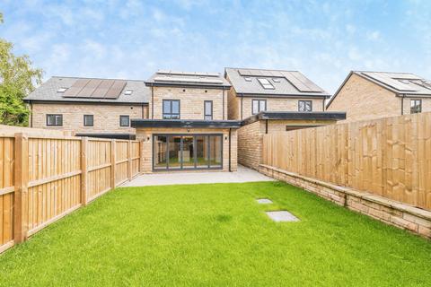 4 bedroom detached house for sale, Pentlands, New Mill Road, Holmfirth