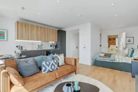 Studio to rent
