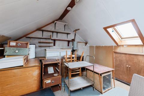 2 bedroom detached bungalow for sale, Elms Close, Sandleheath, FORDINGBRIDGE