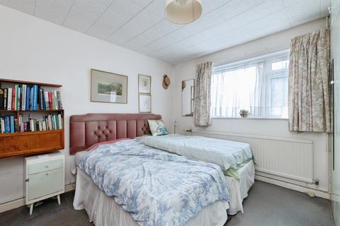 2 bedroom detached bungalow for sale, Elms Close, Sandleheath, FORDINGBRIDGE