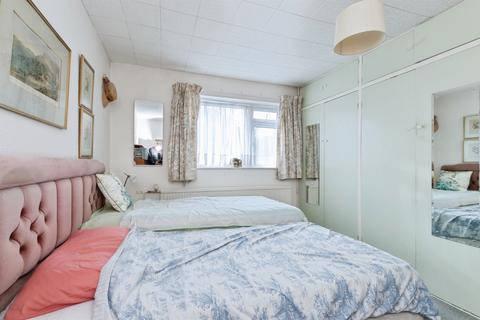 2 bedroom detached bungalow for sale, Elms Close, Sandleheath, FORDINGBRIDGE
