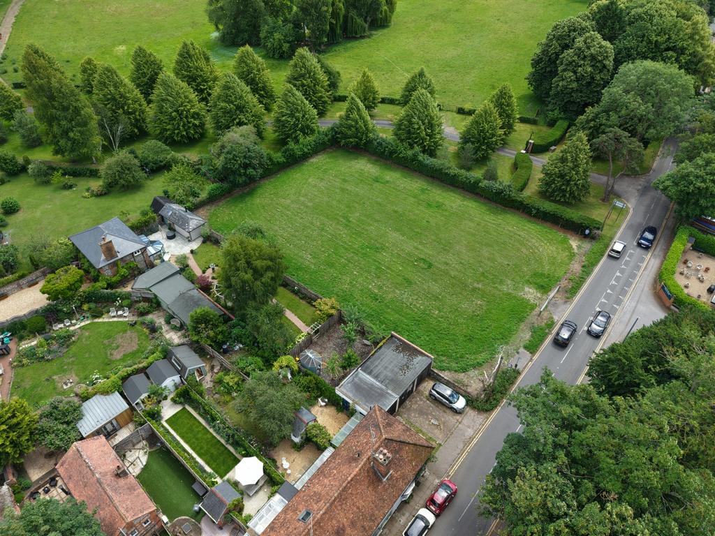 Wargrave Road, Henley-On-Thames, RG9 - View 2