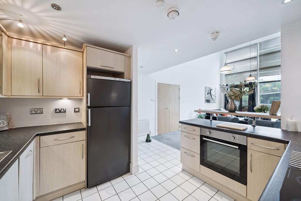 Apartment in Glasgow, Kingston - More