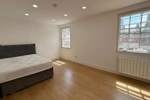 1 bedroom flat to rent - View 3