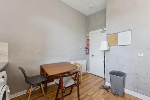 3 bedroom flat for sale, White Street, Flat 3/2, Partick, Glasgow, G11