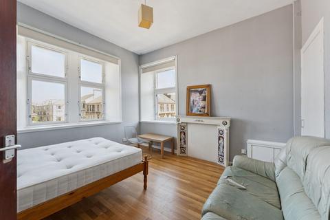 3 bedroom flat for sale, White Street, Flat 3/2, Partick, Glasgow, G11
