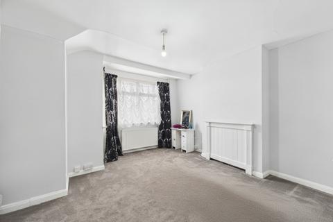 3 bedroom end of terrace house to rent, London Road, Feltham, Surrey, TW14