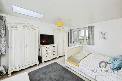 4 bedroom bungalow for sale, Gorse Close, Nottingham NG16