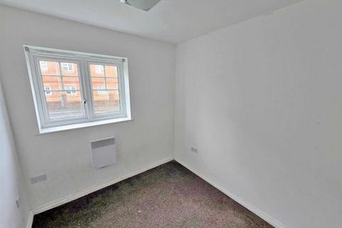 2 bedroom ground floor flat for sale, Kilmaine Avenue, MANCHESTER