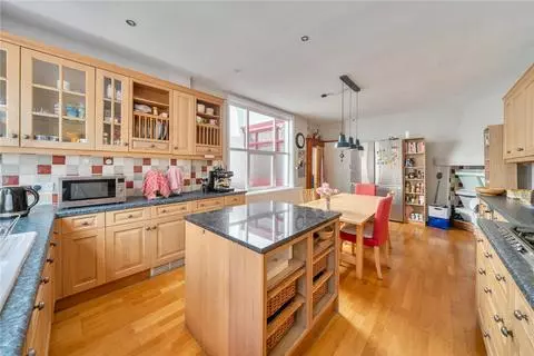 5 bedroom terraced house for sale - View 3