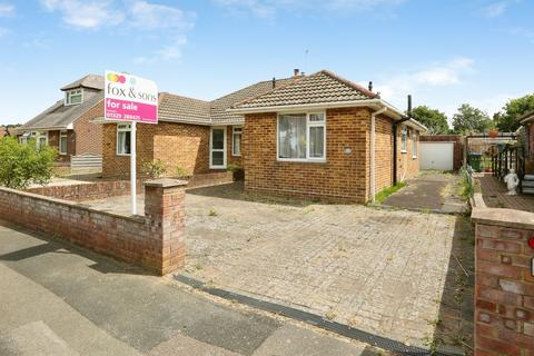 2 bedroom semi-detached house for sale, Coombe Farm Avenue, Fareham