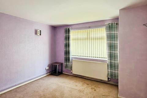 2 bedroom ground floor flat for sale, Caradoc Close, Caerleon, Newport