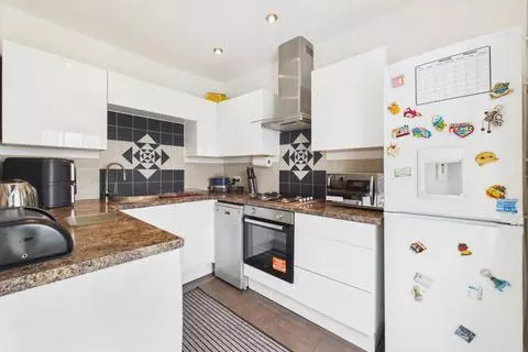 1 bedroom flat for sale - View 5