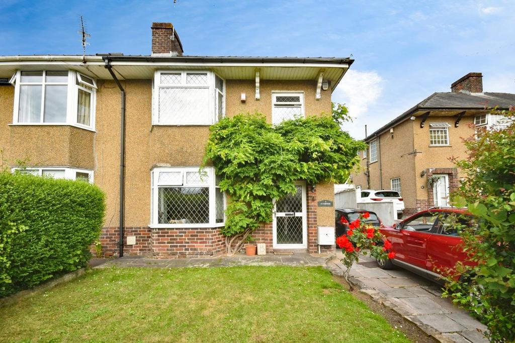 3 bedroom semi-detached house for sale