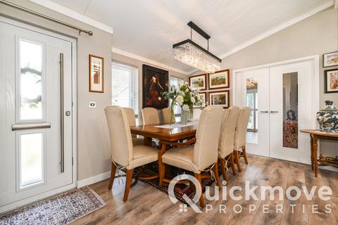 undefined, Bracknell, Berkshire, RG42