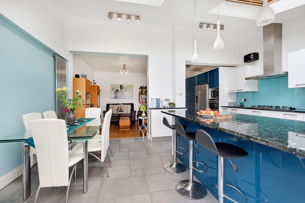 Dining Area   Kitchen