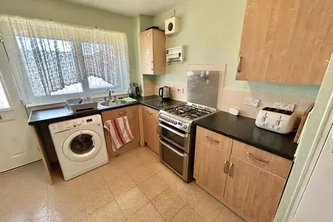 3 bedroom house to rent - View 2