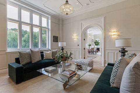 3 bedroom flat for sale, Nataly Gardens, Englefield Green, Egham, TW20