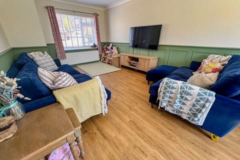 3 bedroom semi-detached house for sale, Wayman Road, Corfe Mullen, Wimborne, BH21