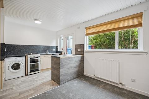 2 bedroom terraced house to rent, Paris Avenue, Denny, Falkirk, FK6 5AD