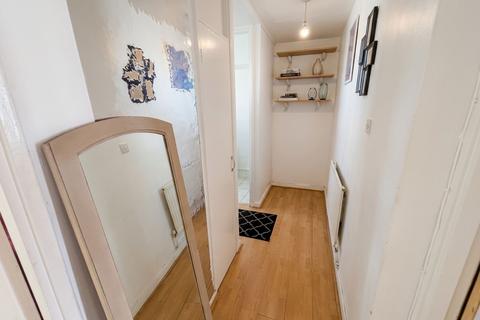1 bedroom flat for sale, Howard Road, Herrick House Howard Road, N16
