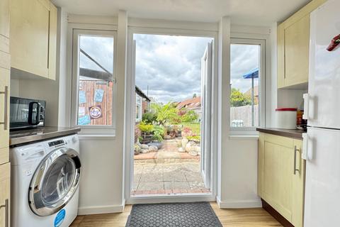2 bedroom semi-detached bungalow for sale, Netley Road, Titchfield Common