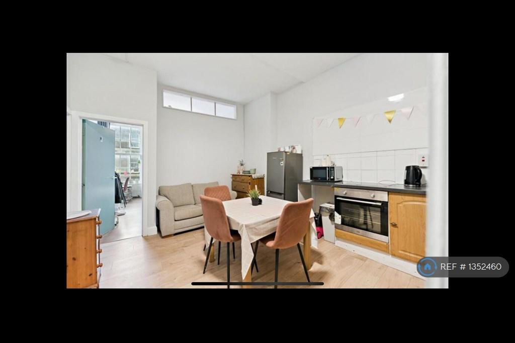 Corunna St, Glasgow, G3 - View 2