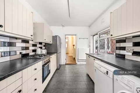 4 bedroom terraced house to rent - View 4