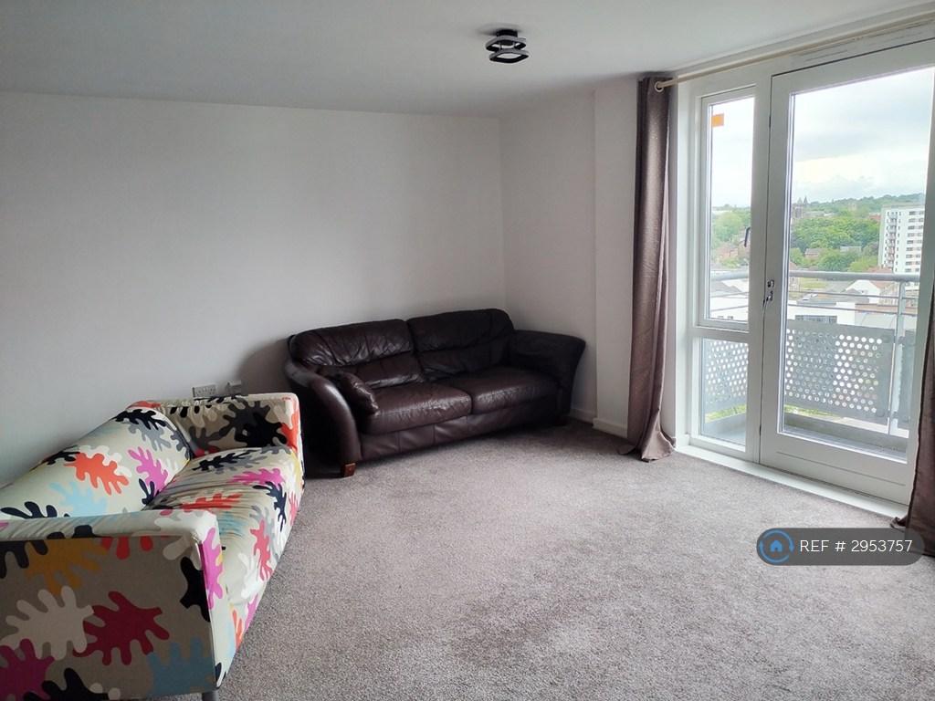 Apartment in Leeds, West Yorkshire - View 3
