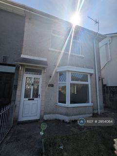 3 bedroom semi-detached house to rent, Tycoch Road, Swansea, SA2