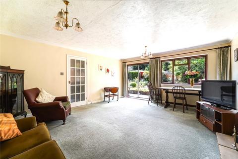 2 bedroom bungalow for sale, Warren Road, Banstead, Surrey, SM7