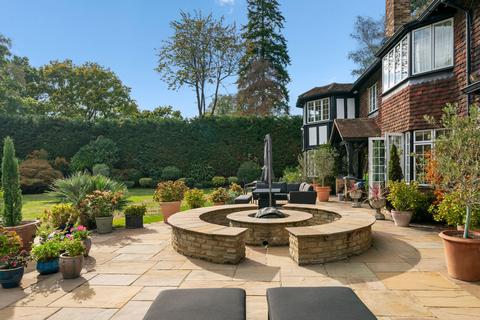 5 bedroom detached house for sale, Broad Highway, Cobham, KT11