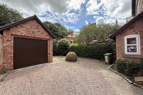 undefined, Millfield Lane, Tarporley