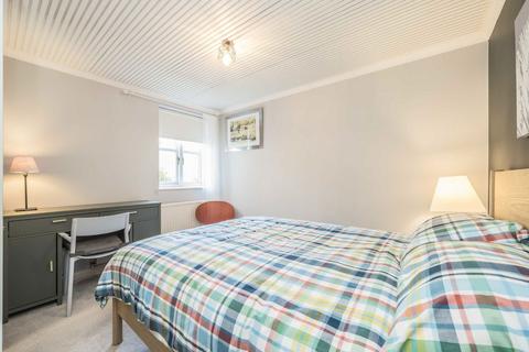 1 bedroom flat to rent, Huntingdon Gardens, London W4