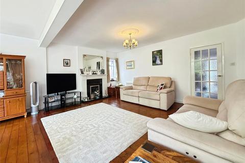 5 bedroom bungalow for sale, Allenby Road, Berkshire SL6