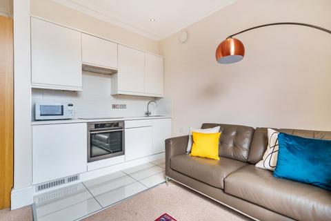 1 bedroom flat for sale, Pembridge Gardens, Notting Hill, London, W2