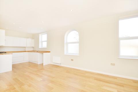 2 bedroom flat for sale, Lampmead Road, London, SE12