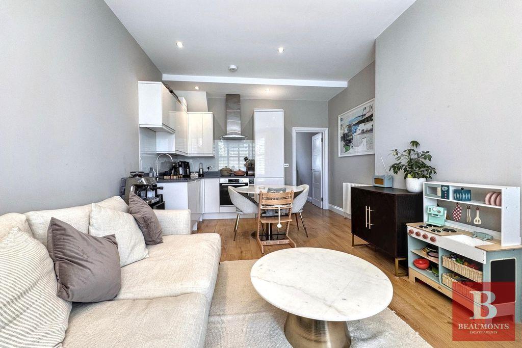 Apartment in Brighton, Round Hill - View 4