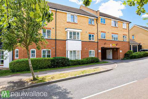undefined, Plomer Avenue, Hoddesdon|Spacious Top Floor Apartment with En Suite & Allocated Parking