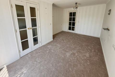 1 bedroom retirement property for sale, Owen Court, Hollyfield Road, Sutton Coldfield