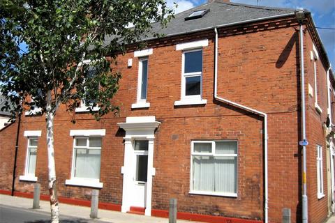 3 bedroom terraced house for sale, Durban Street, Blyth NE24