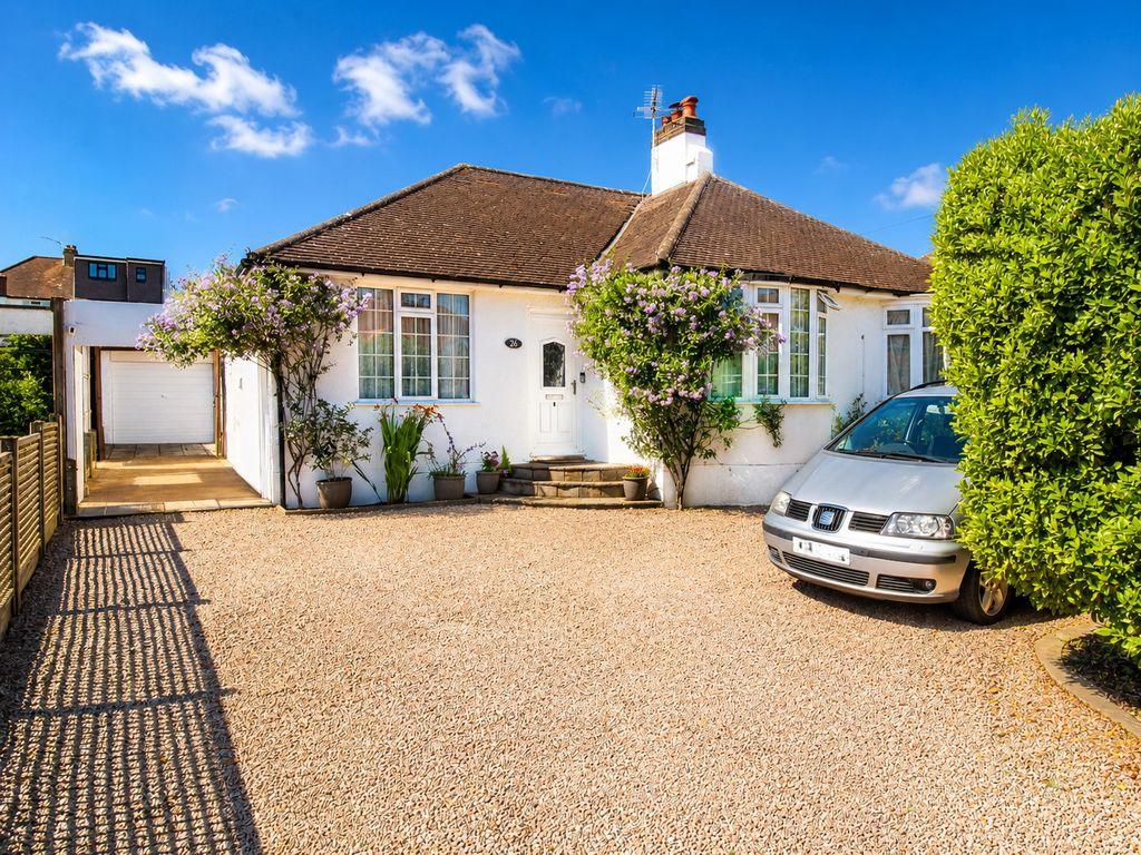 4 bedroom semi-detached bungalow for sale in Banstead on OnTheMarket 4 bedroom semi-detached bungalow for sale in Banstead on OnTheMarket