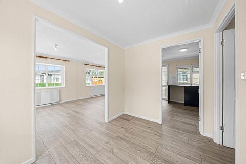 2 bedroom park home for sale, New Site, Addlestone KT15