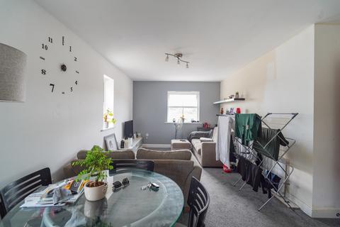 2 bedroom flat for sale, Winding Rise, Brighouse HD6