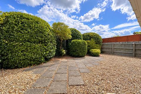 2 bedroom detached bungalow for sale, Clayton Close, Newark